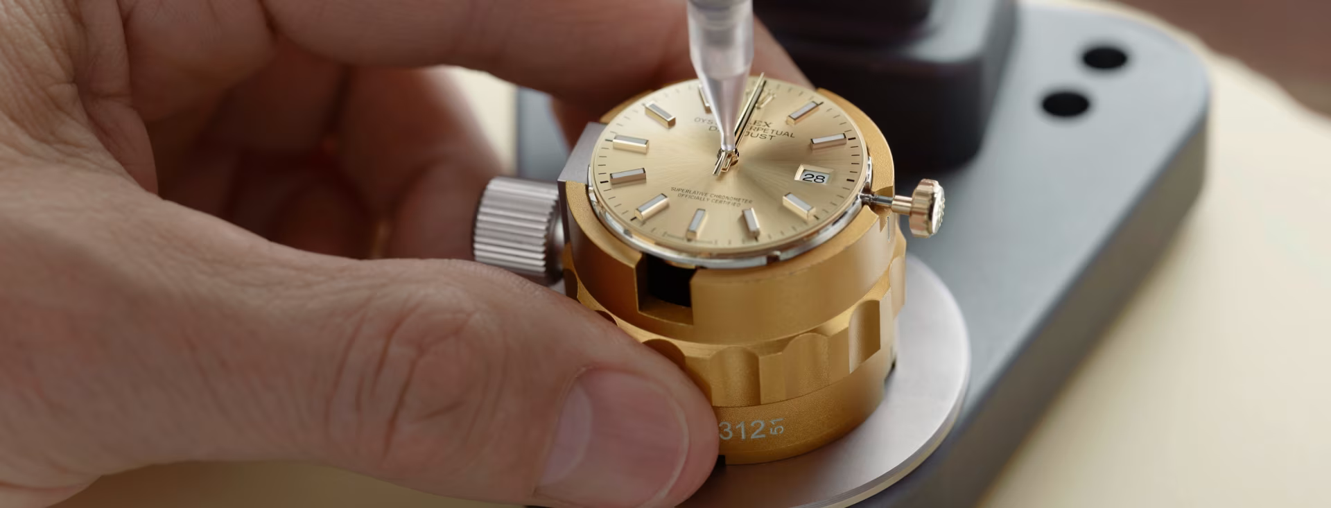 Rolex Servicing Procedure - Zigerli+Iff